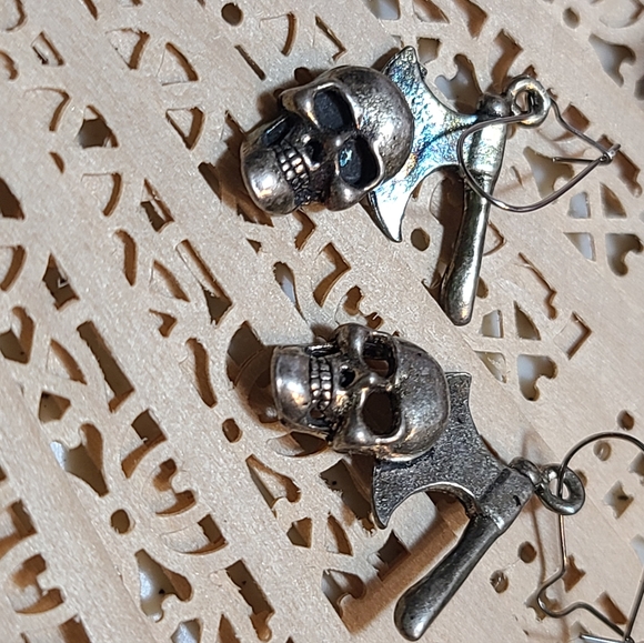 Skull Earrings for sale - Picture 9 of 11